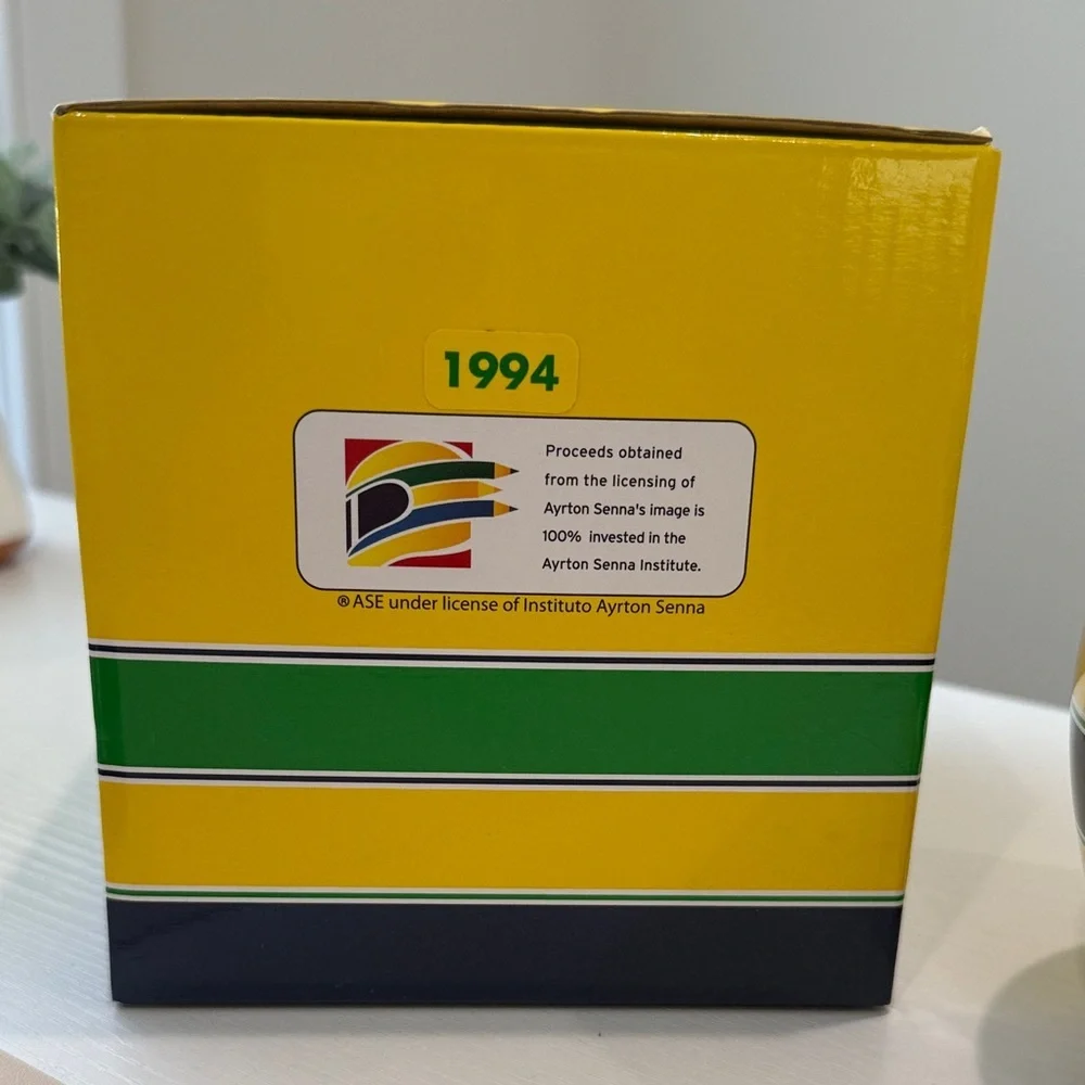 1994 Ayrton Senna 1:2 mini helmet Williams Renault Formula 1 F1